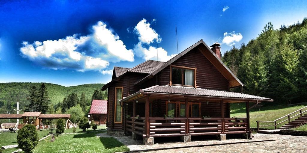 Lisova Kazka Hotel Szarvasháza Kültér fotó